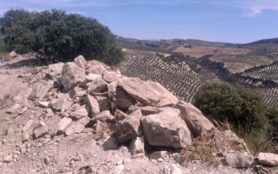 Denuncian la destrucción del yacimiento arqueológico de La Viñuela, en Almedinilla