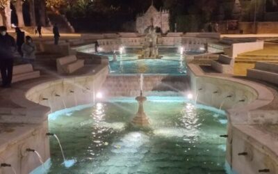 La Fuente del Rey de Priego de Córdoba recupera el esplendor con su nueva iluminación artística