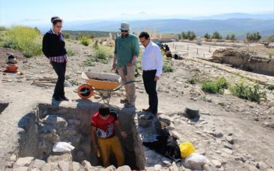 Descubren el pavimento de un edificio ibérico al norte del foro de Torreparedones