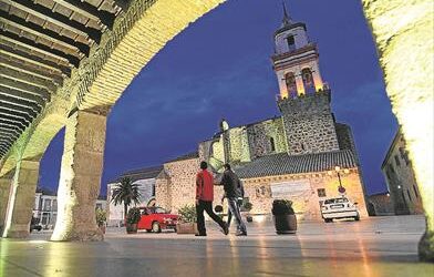 Dos Torres da un impulso al conocimiento de su historia local