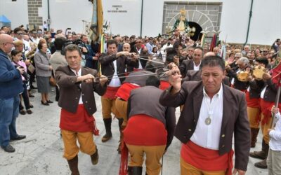 La Virgen y los danzantes