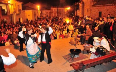 Gastronomía, teatro y «videomapping» en la Fiesta de la Candelaria de Dos Torres